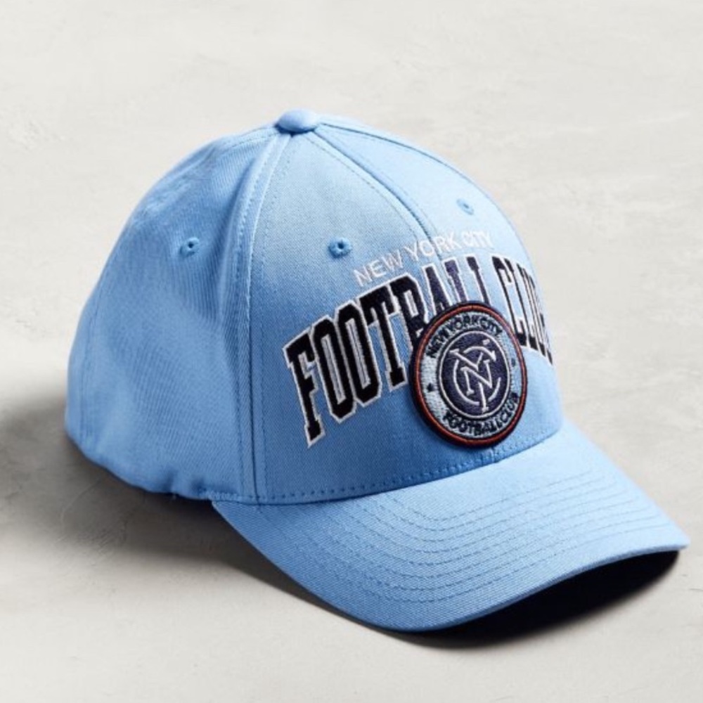 Mitchell and ness football hat